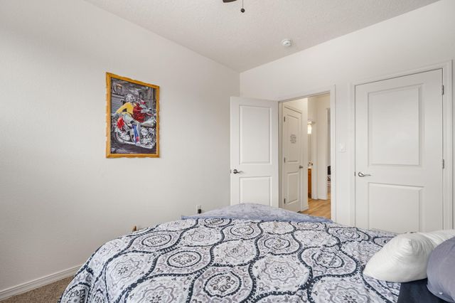 240 Rio Chama Circle SW, Los Lunas, NM 87031