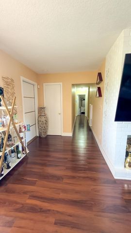 1200 NW 18th Street, Fort Lauderdale, FL 33311
