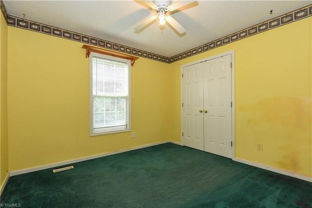 3810 Crickett Lane, Winston-salem, NC 27105