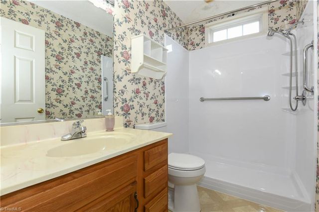 3810 Crickett Lane, Winston-salem, NC 27105