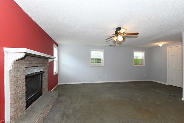 3810 Crickett Lane, Winston-salem, NC 27105