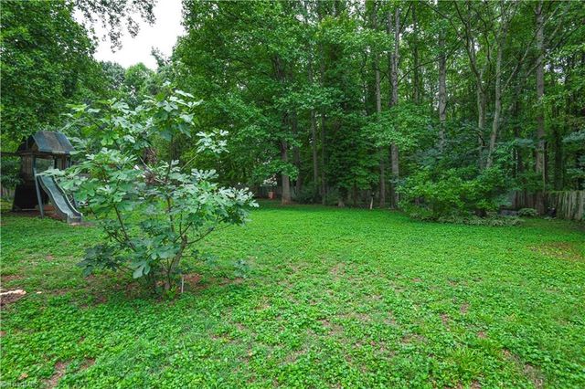 3810 Crickett Lane, Winston-salem, NC 27105