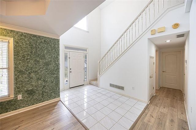 431 Thornbush Trace, Lawrenceville, GA 30046