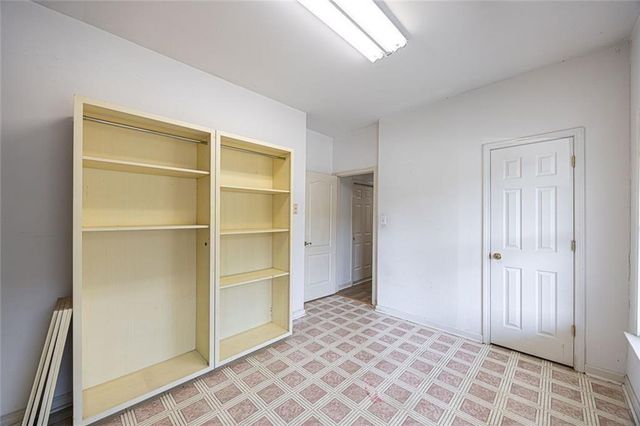 431 Thornbush Trace, Lawrenceville, GA 30046