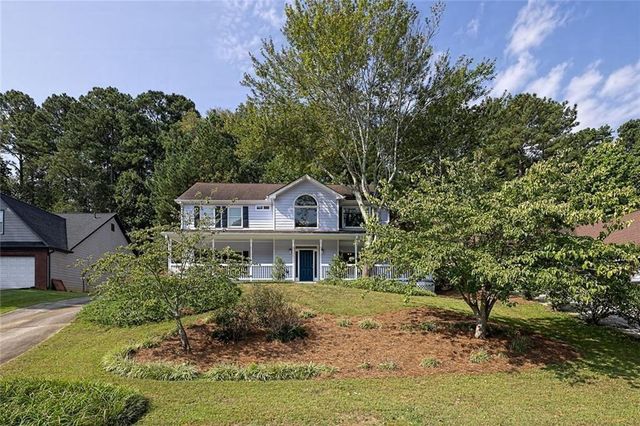 431 Thornbush Trace, Lawrenceville, GA 30046