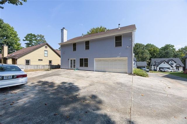 431 Thornbush Trace, Lawrenceville, GA 30046