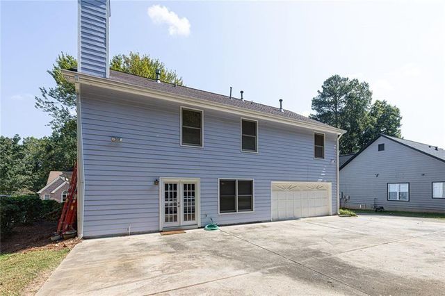 431 Thornbush Trace, Lawrenceville, GA 30046