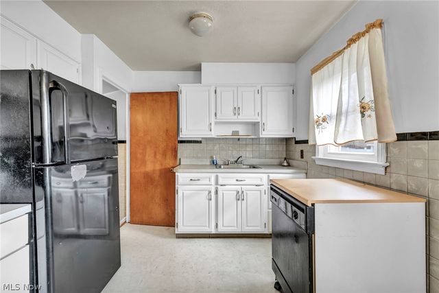 4157 W 157th Street, Cleveland, OH 44135