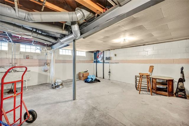 4157 W 157th Street, Cleveland, OH 44135