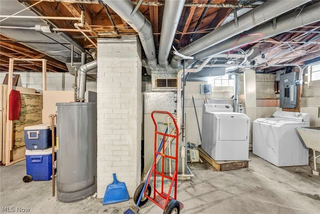 4157 W 157th Street, Cleveland, OH 44135