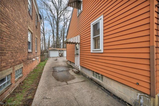 4157 W 157th Street, Cleveland, OH 44135