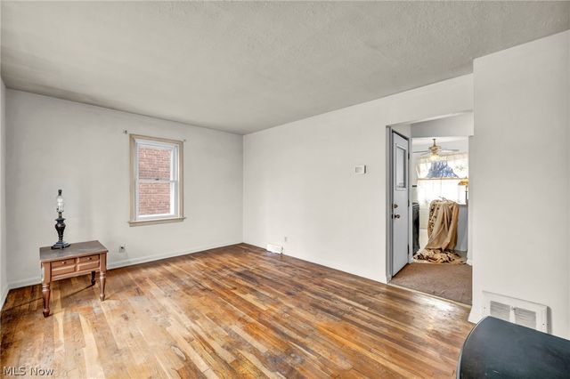 4157 W 157th Street, Cleveland, OH 44135