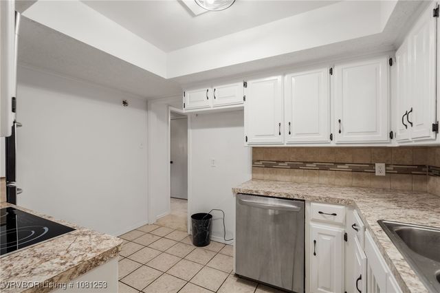1718 Prestwick Drive, Fort Smith, AR 72908