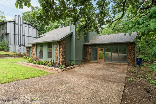 1718 Prestwick Drive, Fort Smith, AR 72908