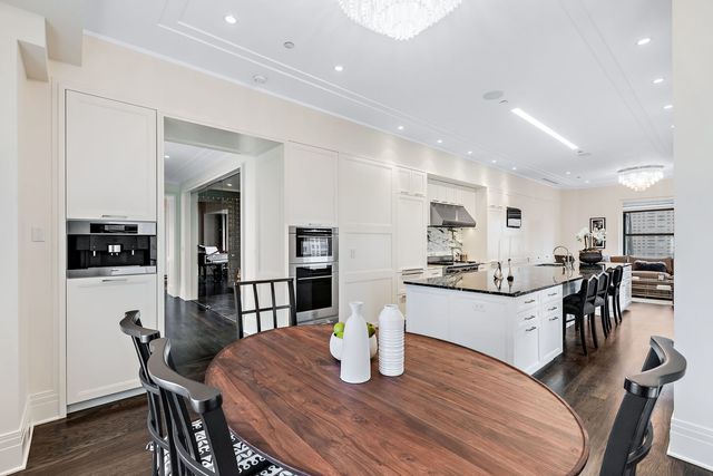 159 E Walton Place PH, Chicago, IL 60611