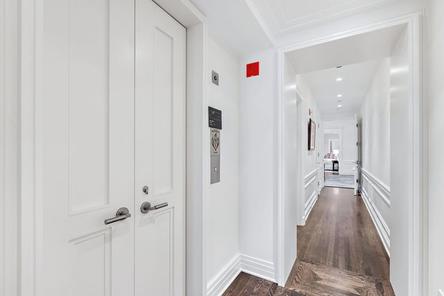 159 E Walton Place PH, Chicago, IL 60611