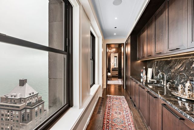 159 E Walton Place PH, Chicago, IL 60611