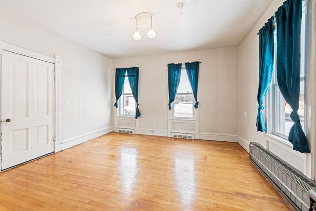 813 8TH STREET, Menominee, MI 49858