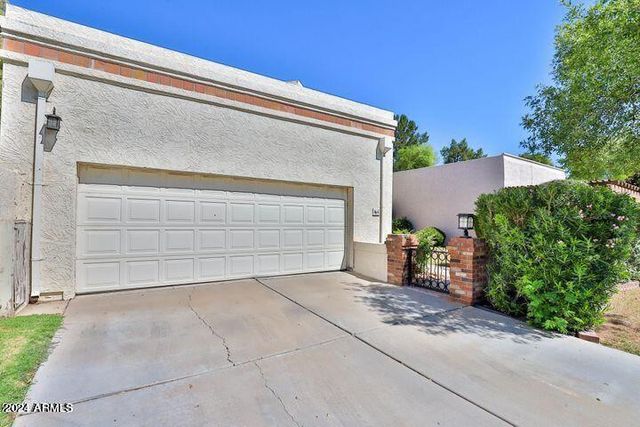 2322 S Rogers -- Unit 4, Mesa, AZ 85202