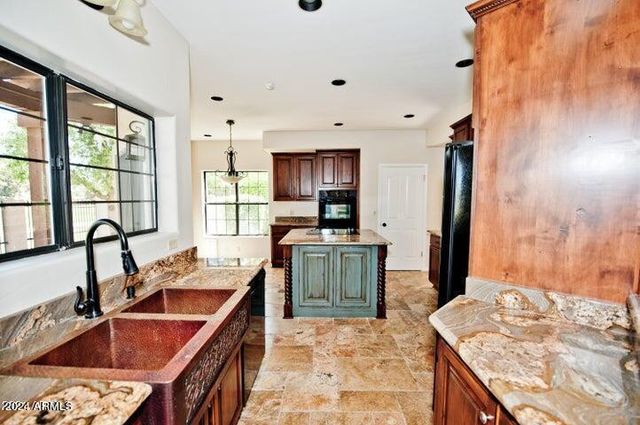 2322 S Rogers -- Unit 4, Mesa, AZ 85202