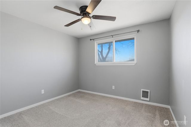 342 Sole Road, Selah, WA 98942