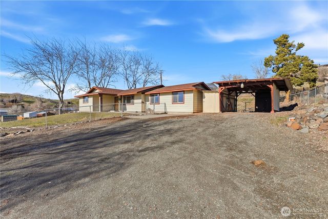 342 Sole Road, Selah, WA 98942