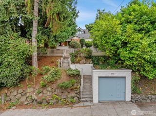 15 Fulton Street, Seattle, WA 98109