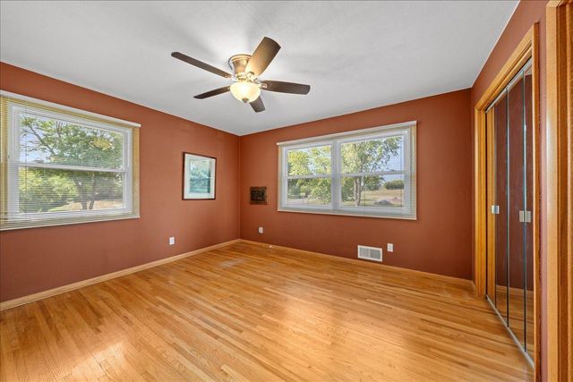 7515 209th Street N, Forest Lake, MN 55025