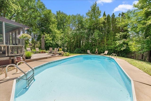 7515 209th Street N, Forest Lake, MN 55025