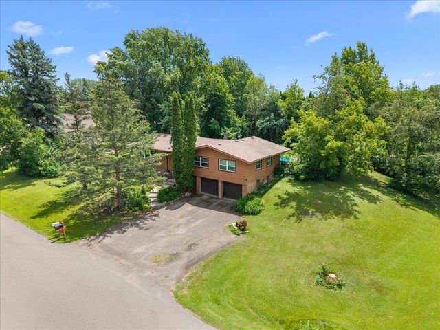7515 209th Street N, Forest Lake, MN 55025