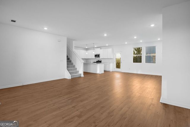 3955 Alderstone Drive, Flowery Branch, GA 30542