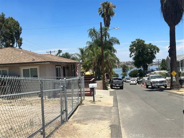 32985 Oleander, Lake Elsinore, CA 92530