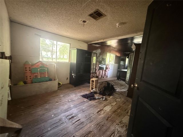 1173 A County Road 370, Splendora, TX 77372
