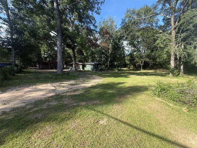 1173 A County Road 370, Splendora, TX 77372