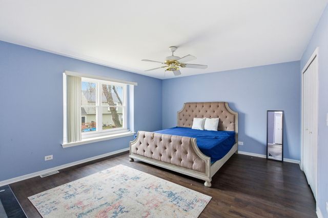 2860 Bridgeport Lane, Aurora, IL 60504