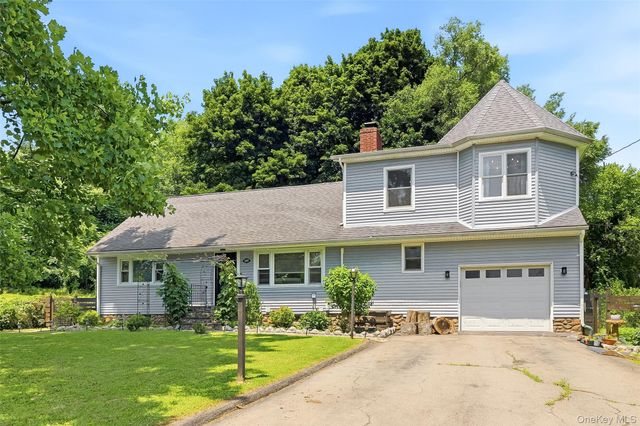109 Chelsea Road, Wappingers Falls, NY 12590