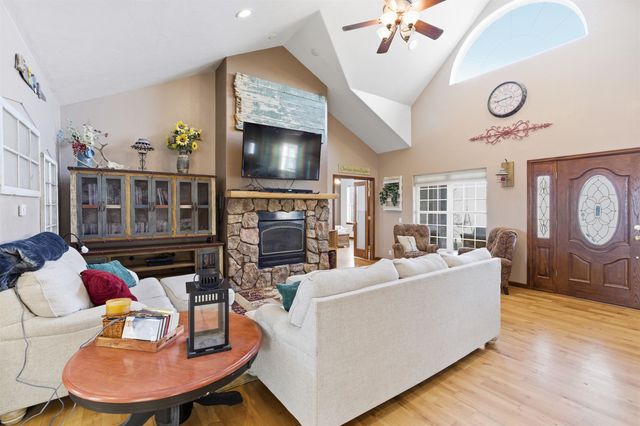 7517 County Road 306, Parachute, CO 81635