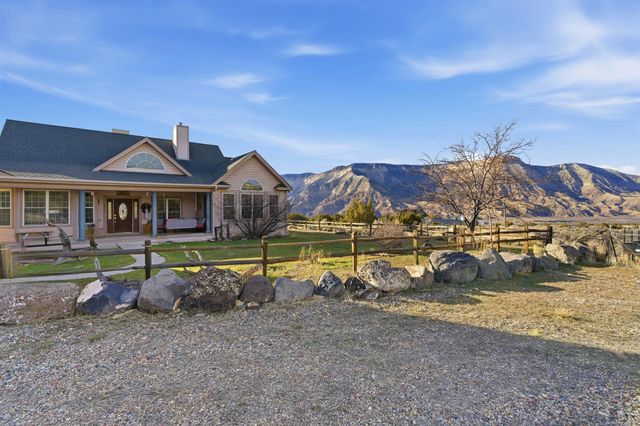 7517 County Road 306, Parachute, CO 81635