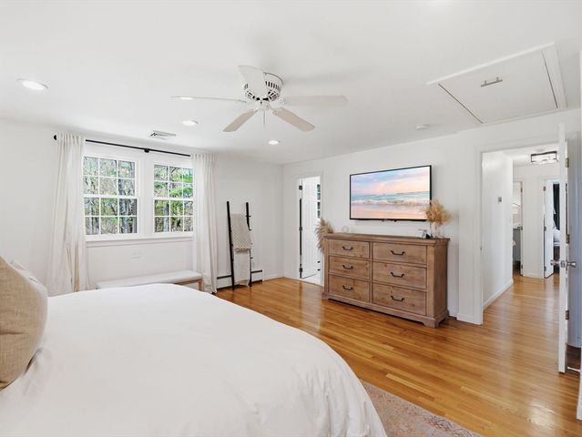 4 Donny Dr, Franklin, MA 02038