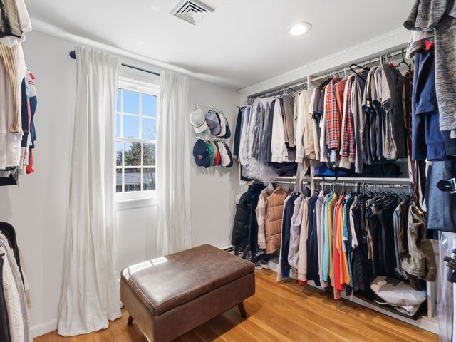 4 Donny Dr, Franklin, MA 02038