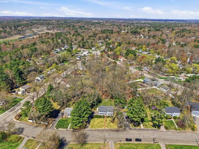 4 Donny Dr, Franklin, MA 02038