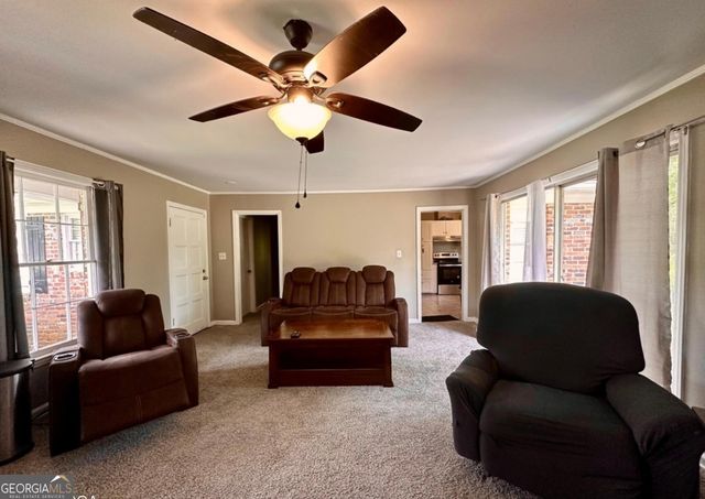 2960 Stuart Drive, Macon, GA 31204