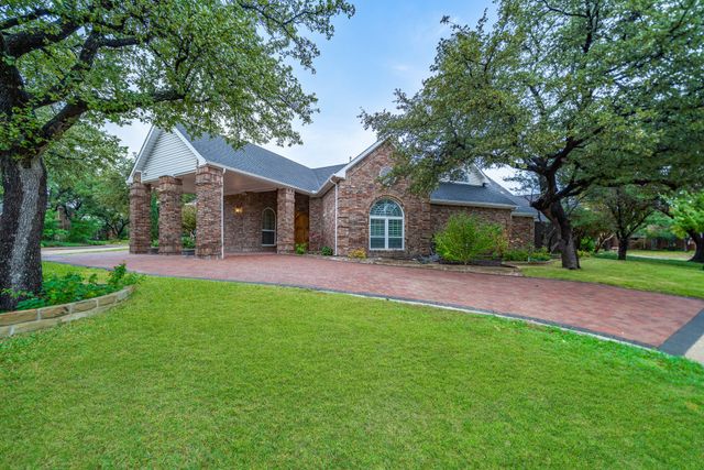 4503 Bretton Bay Lane, Dallas, TX 75287