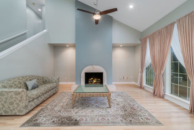4503 Bretton Bay Lane, Dallas, TX 75287