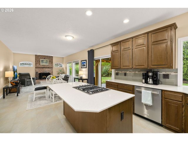 5324 Sw WICHITA St, Tualatin, OR 97062