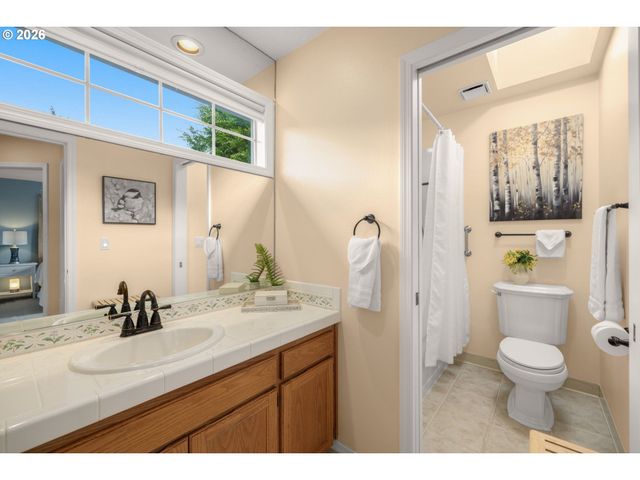 5324 Sw WICHITA St, Tualatin, OR 97062
