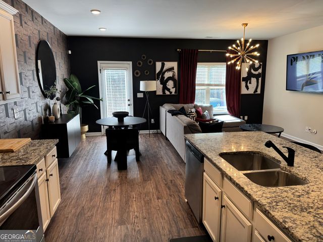 143 White Mountain Pass, Mcdonough, GA 30252