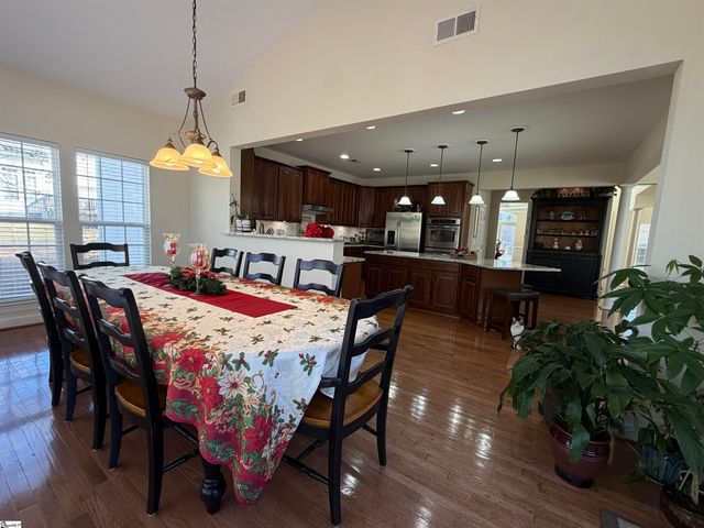 402 Winding River Lane, Simpsonville, SC 29681