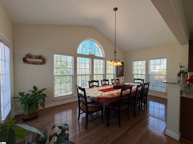 402 Winding River Lane, Simpsonville, SC 29681