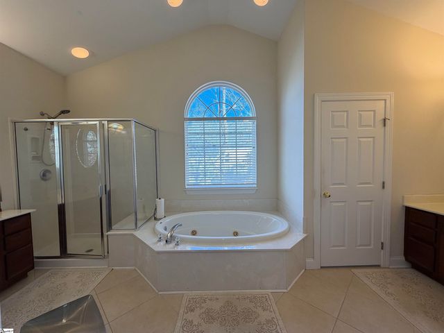 402 Winding River Lane, Simpsonville, SC 29681
